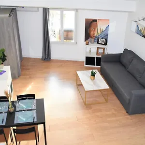 Grand Studio-mezzanine-centre , Cannes Francia